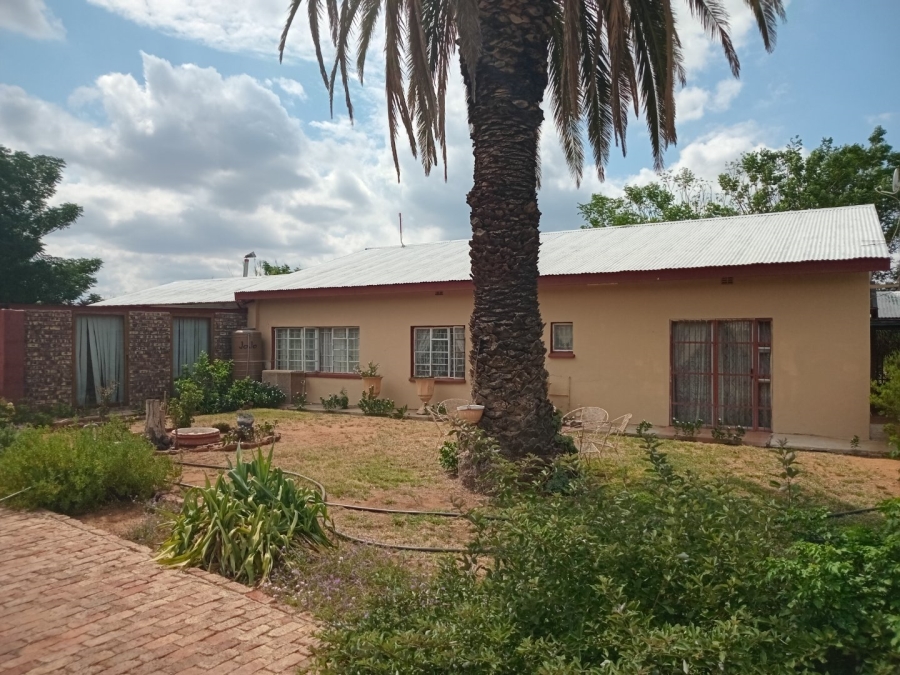 3 Bedroom Property for Sale in Christiana North West